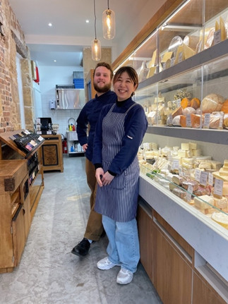 Taka & Vermo マレ店のスタッフの加奈子さんとマチューさん